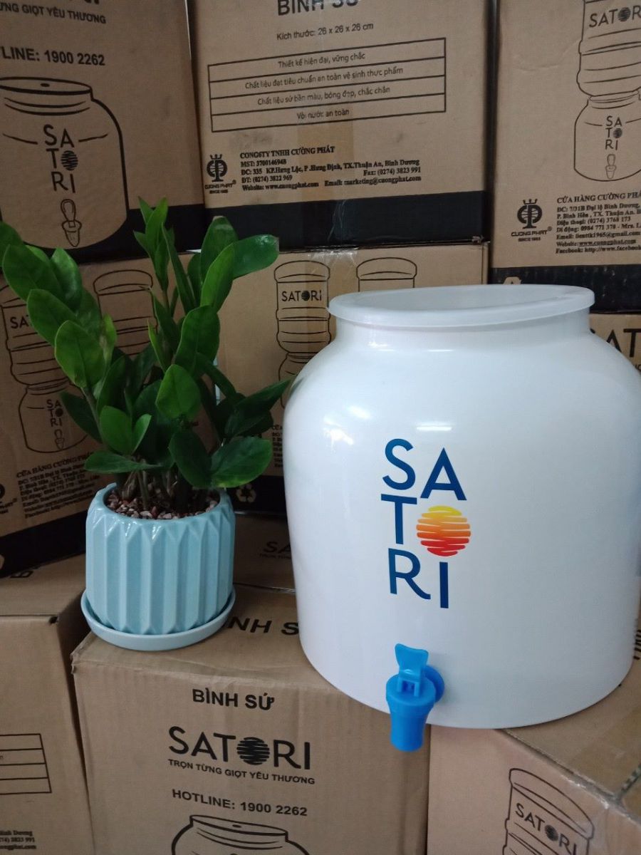 Bình sứ Satori đựng nước có vòi tiện lợi 