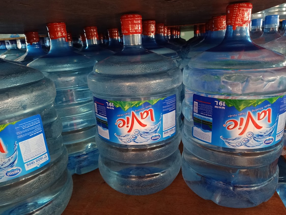 Giao Nước uống bình lavie 20l tại quận Bình Thạnh